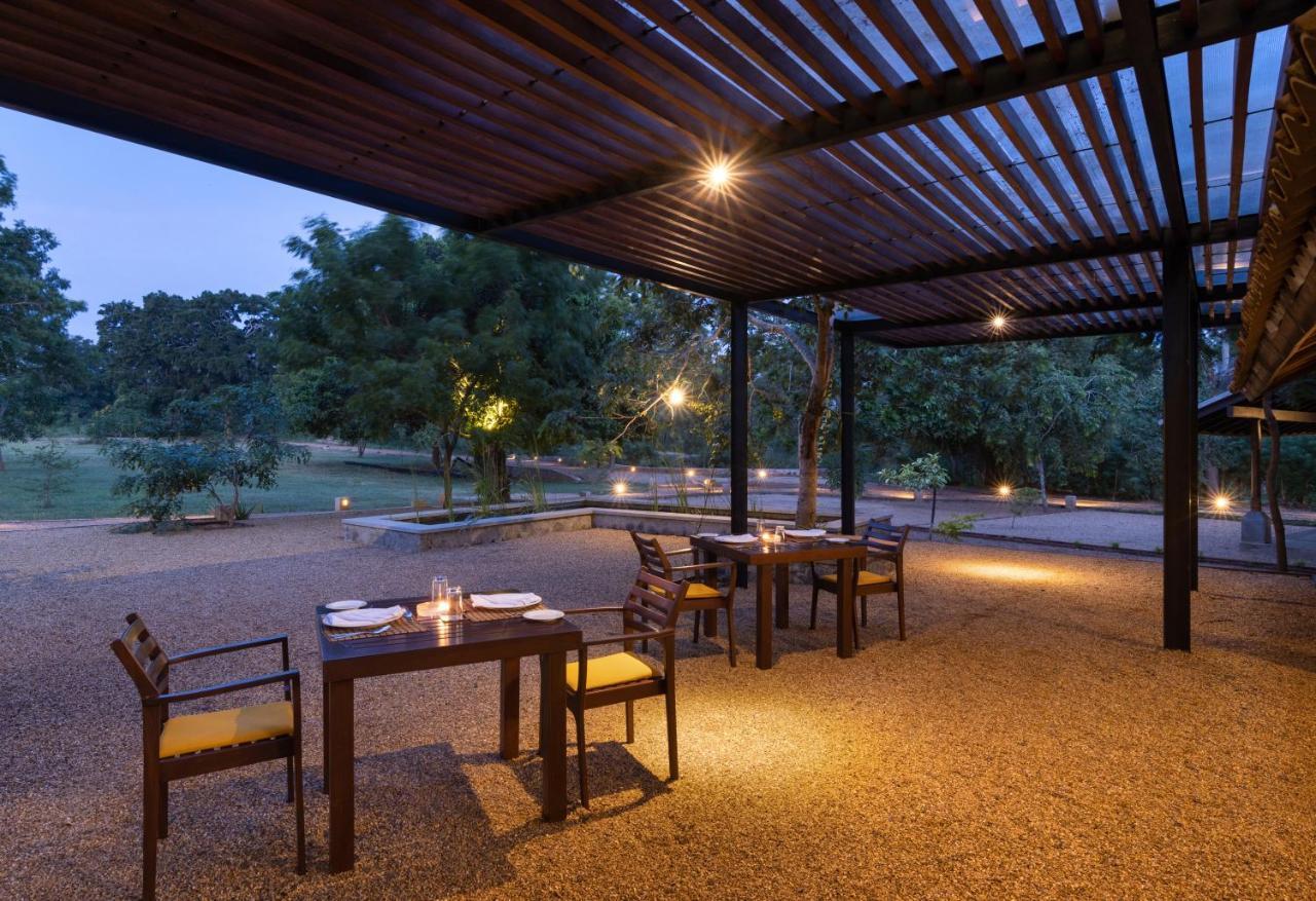 Koragaha Lodge - Yala Тіссамахарама Екстер'єр фото